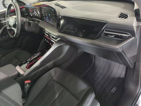 Certified 2025 Audi Q5 Premium w/ Premium Plus AWD/4WD image 25