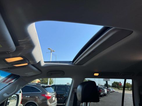 Used 2017 Nissan Armada Platinum image 31