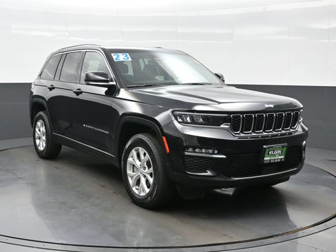 Used 2023 Jeep Grand Cherokee Limited AWD/4WD image 11