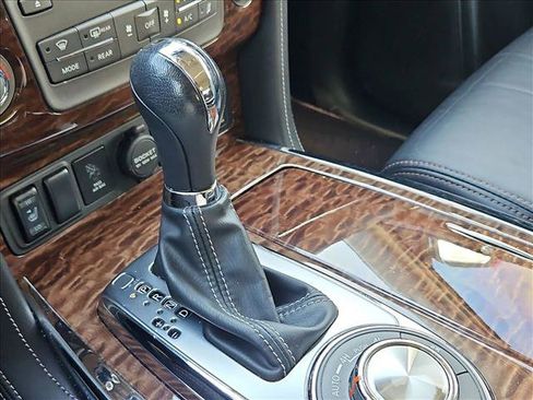 Used 2018 Nissan Armada SL w/ Moonroof Package image 11