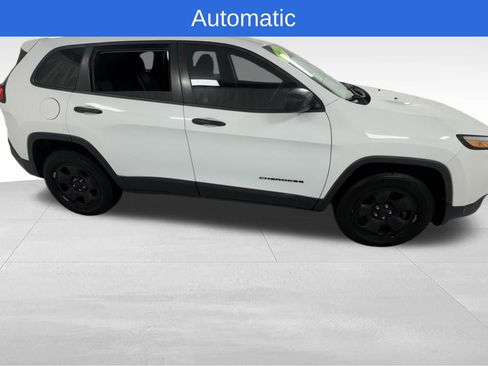 Used 2014 Jeep Cherokee Sport AWD/4WD image 2