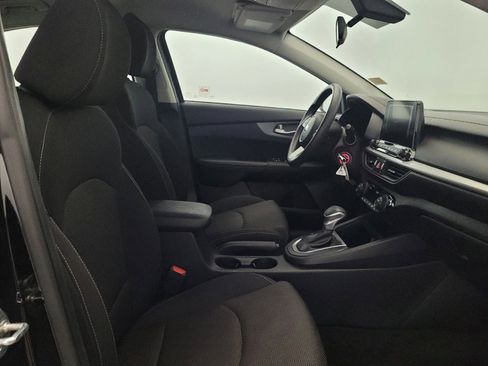 Used 2019 Kia Forte LXS FWD image 21