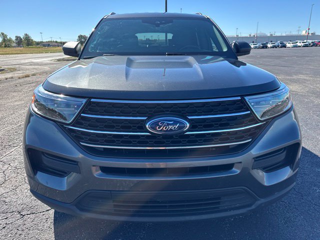 Used 2020 Ford Explorer XLT AWD/4WD image 2