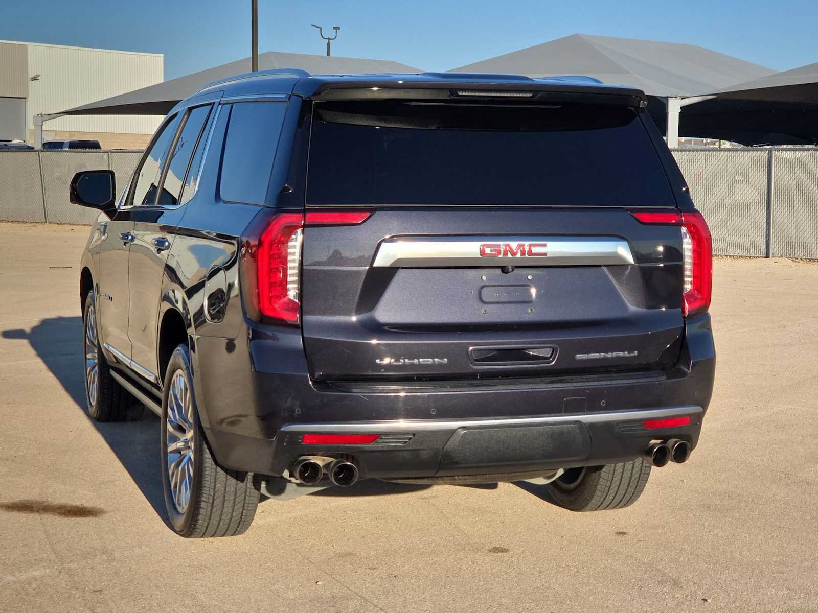 Used 2023 GMC Yukon Denali AWD/4WD image 7