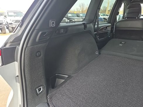 Used 2025 Jeep Grand Cherokee Summit AWD/4WD image 97