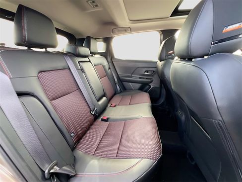 New 2026 Nissan Kicks SR image 26