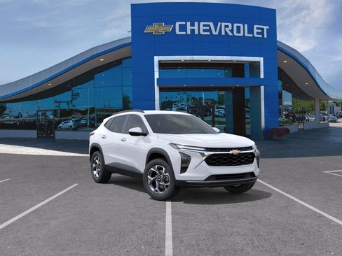 New 2026 Chevrolet Trax LT FWD image 25