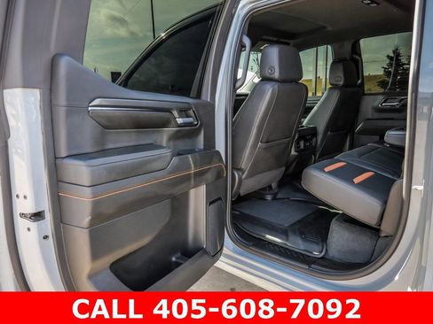 Used 2024 GMC Sierra 1500 AT4 w/ AT4 Preferred Package image 25