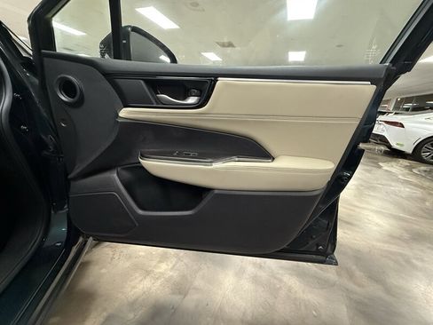 Used 2018 Honda Clarity Plug-In Hybrid image 10