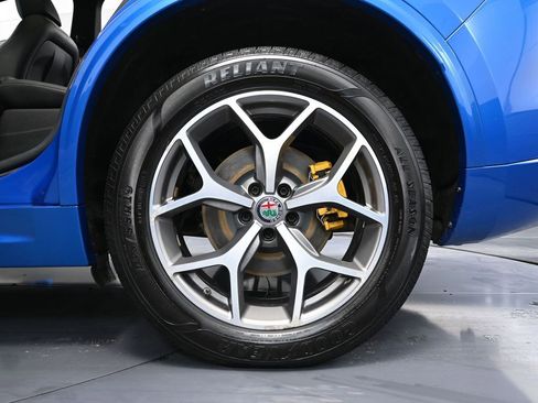 Used 2020 Alfa Romeo Stelvio Ti Sport w/ Quick Order Package 22S Sport image 15