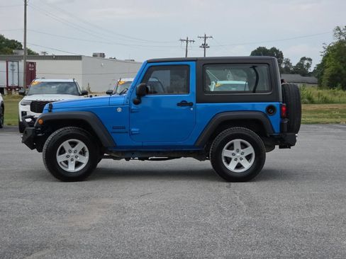 Used 2015 Jeep Wrangler Sport w/ Quick Order Package 24S AWD/4WD image 4