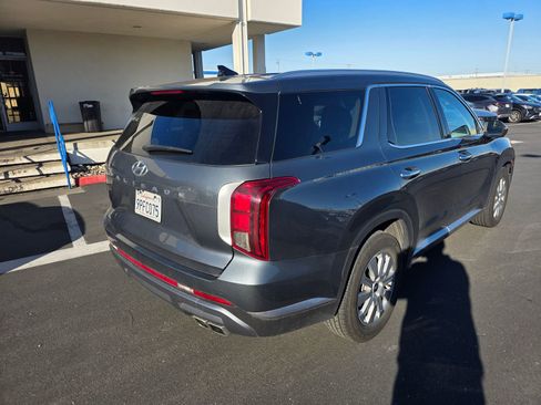 Used 2025 Hyundai Palisade SEL image 3