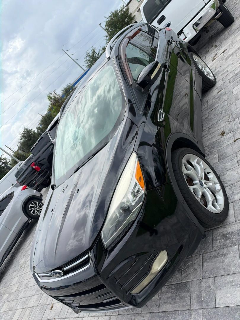 Used 2013 Ford Escape Titanium w/ Parking Technology Pkg AWD/4WD image 7