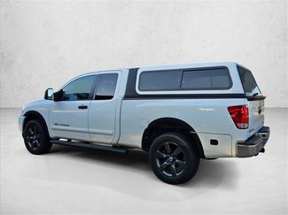 Used 2015 Nissan Titan SV w/ SV Value Truck Package AWD/4WD video 3