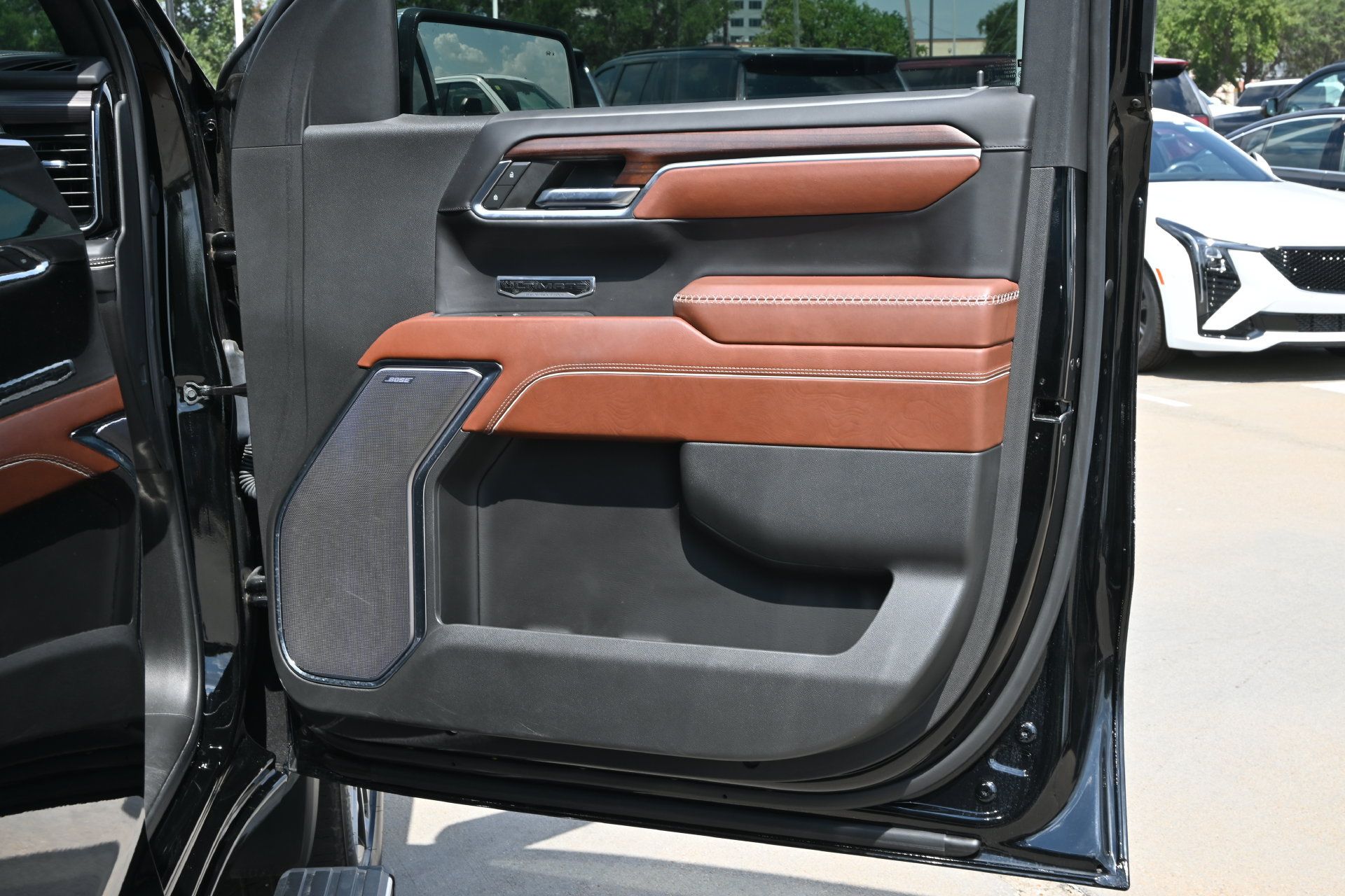 Used 2024 GMC Sierra 1500 Denali Ultimate AWD/4WD image 27