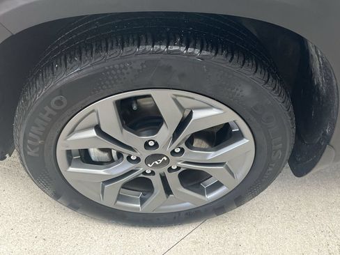 Used 2023 Kia Sorento SX FWD image 14