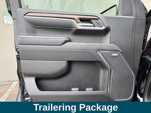 Used 2022 Chevrolet Silverado 1500 LT Trail Boss w/ Convenience Package II image 17