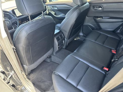 Used 2023 Nissan Rogue SL w/ SL Premium Package FWD image 30