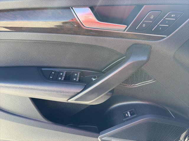 Used 2019 Audi Q5 2.0T Premium Plus AWD/4WD image 12