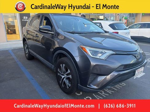 Used 2018 Toyota RAV4 LE w/ All Weather Liner Package image 1