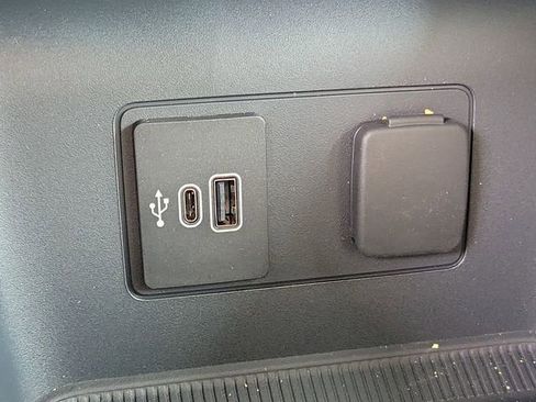 New 2026 Ford Explorer Active w/ Active Comfort Package image 14