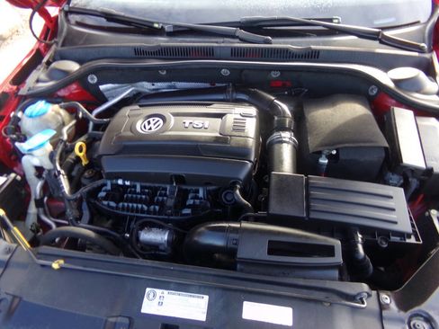 Used 2016 Volkswagen Jetta Sport w/ Lighting Package image 36