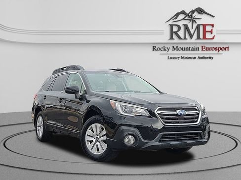 Used 2019 Subaru Outback 2.5i Premium AWD/4WD image 1