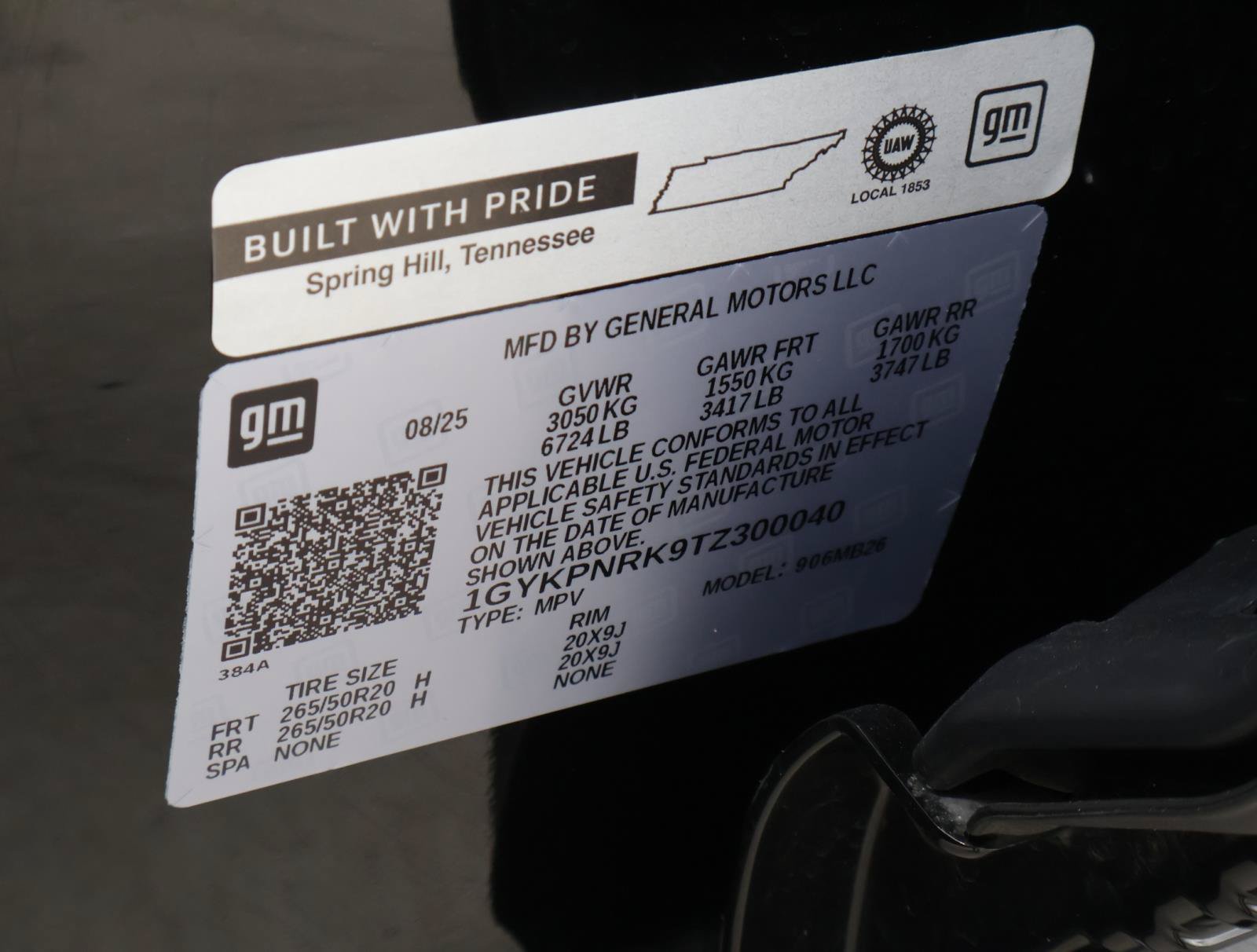 Certified 2026 Cadillac Lyriq Luxury w/ LPO, Floor Liner Package RWD image 23