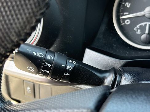 Used 2021 Toyota Tacoma SR5 image 39