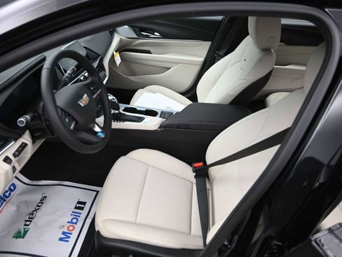 New 2025 Cadillac CT4 Premium Luxury AWD/4WD image 23