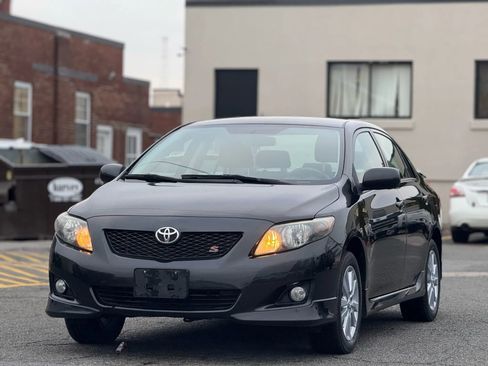 Used 2009 Toyota Corolla S image 1