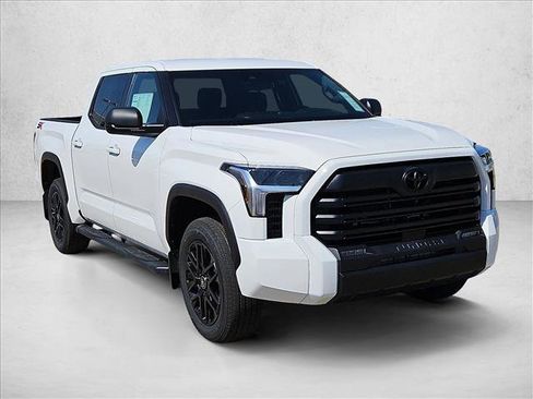 Used 2026 Toyota Tundra SR5 w/ SX Package AWD/4WD image 6