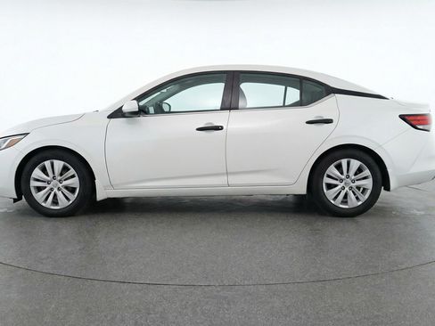 Used 2025 Nissan Sentra S FWD image 5