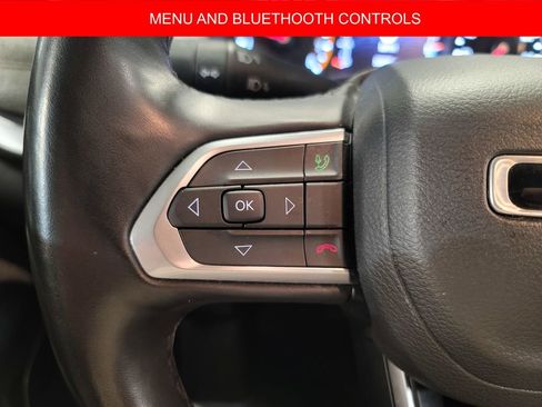 Used 2022 Jeep Compass Latitude image 12