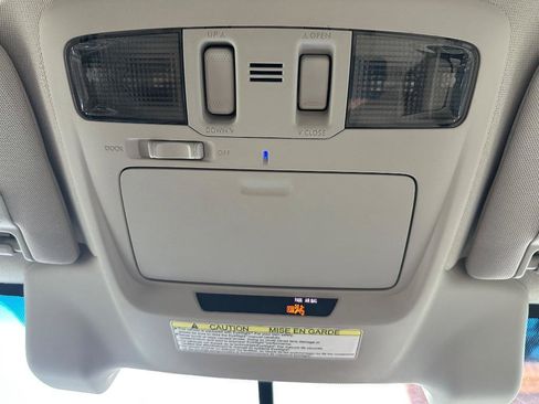 Used 2015 Subaru Outback 2.5i Limited image 14