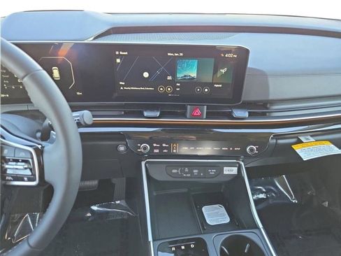 New 2026 Kia Carnival SX Prestige FWD image 26