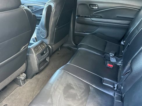 Used 2021 Honda Pilot Special Edition image 7