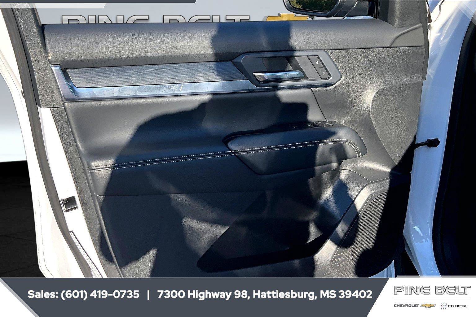 Used 2026 GMC Terrain Elevation AWD/4WD image 17