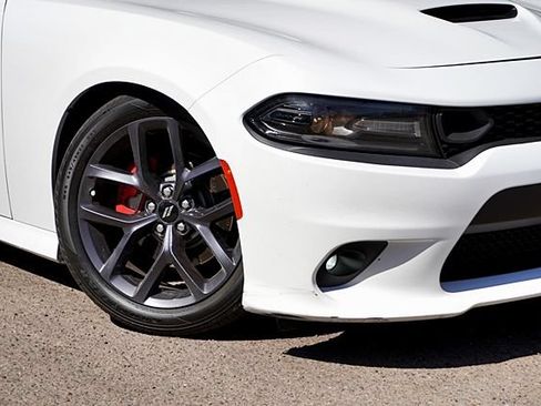 Used 2019 Dodge Charger GT w/ Blacktop Package RWD image 4