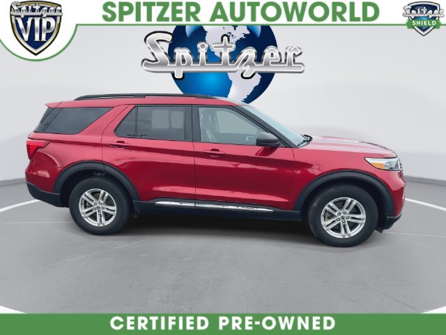 Used 2024 Ford Explorer XLT w/ Equipment Group 202A AWD/4WD image 16