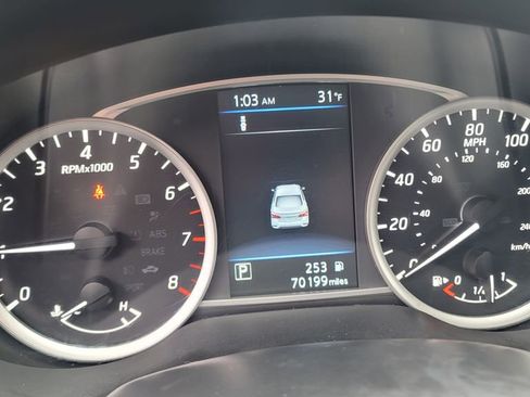 Used 2019 Nissan Sentra SV image 16