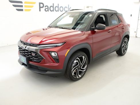 Certified 2025 Chevrolet TrailBlazer RS w/ Convenience Package AWD/4WD image 4