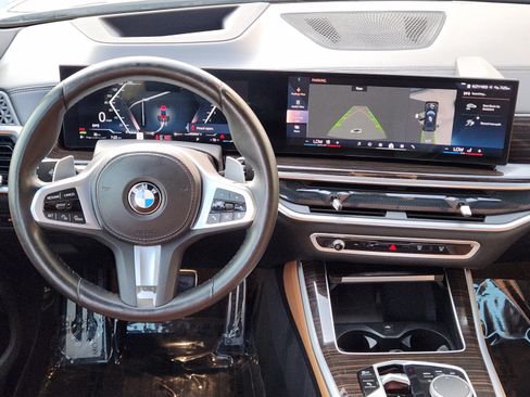 Used 2024 BMW X5 sDrive40i w/ M Sport Package RWD image 20