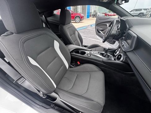Used 2024 Chevrolet Camaro LT image 9