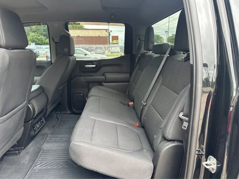 Used 2021 Chevrolet Silverado 1500 LT w/ Bed Protection Package image 11