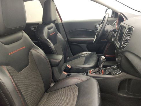 Used 2018 Jeep Compass Trailhawk w/ Navigation Group AWD/4WD image 21