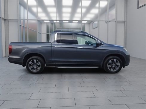 Used 2017 Honda Ridgeline RTL-E image 9