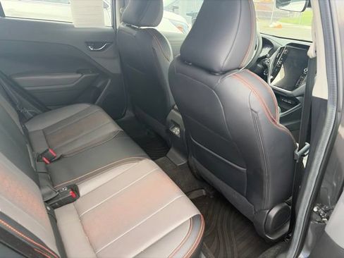 Used 2024 Subaru Crosstrek 2.5i Limited w/ Crosstrek Mirror Package AWD/4WD image 4