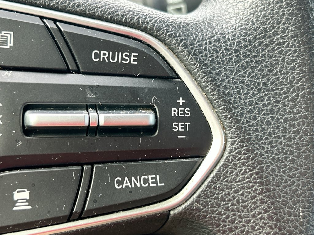 Used 2020 Hyundai Santa Fe SEL FWD image 18