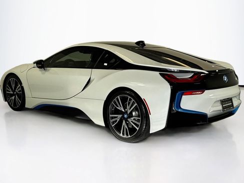 Used 2015 BMW i8 image 7